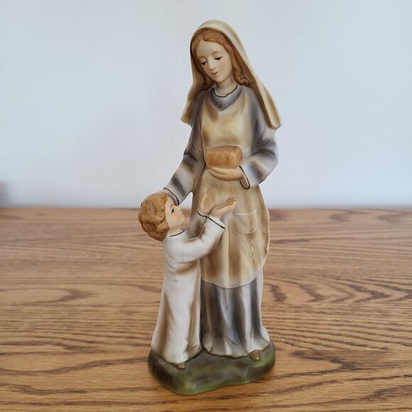 Sanmyro Bisque Mother and Child Porcelain Bone China Figurine Shelf Sitter Japan - Picture 3 of 10